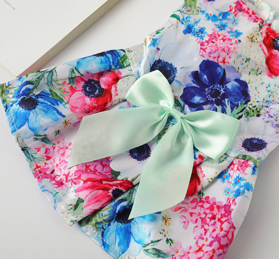 Chepet Wholesale Hot Selling Pet Clothes Dog Apparels Dog Dress