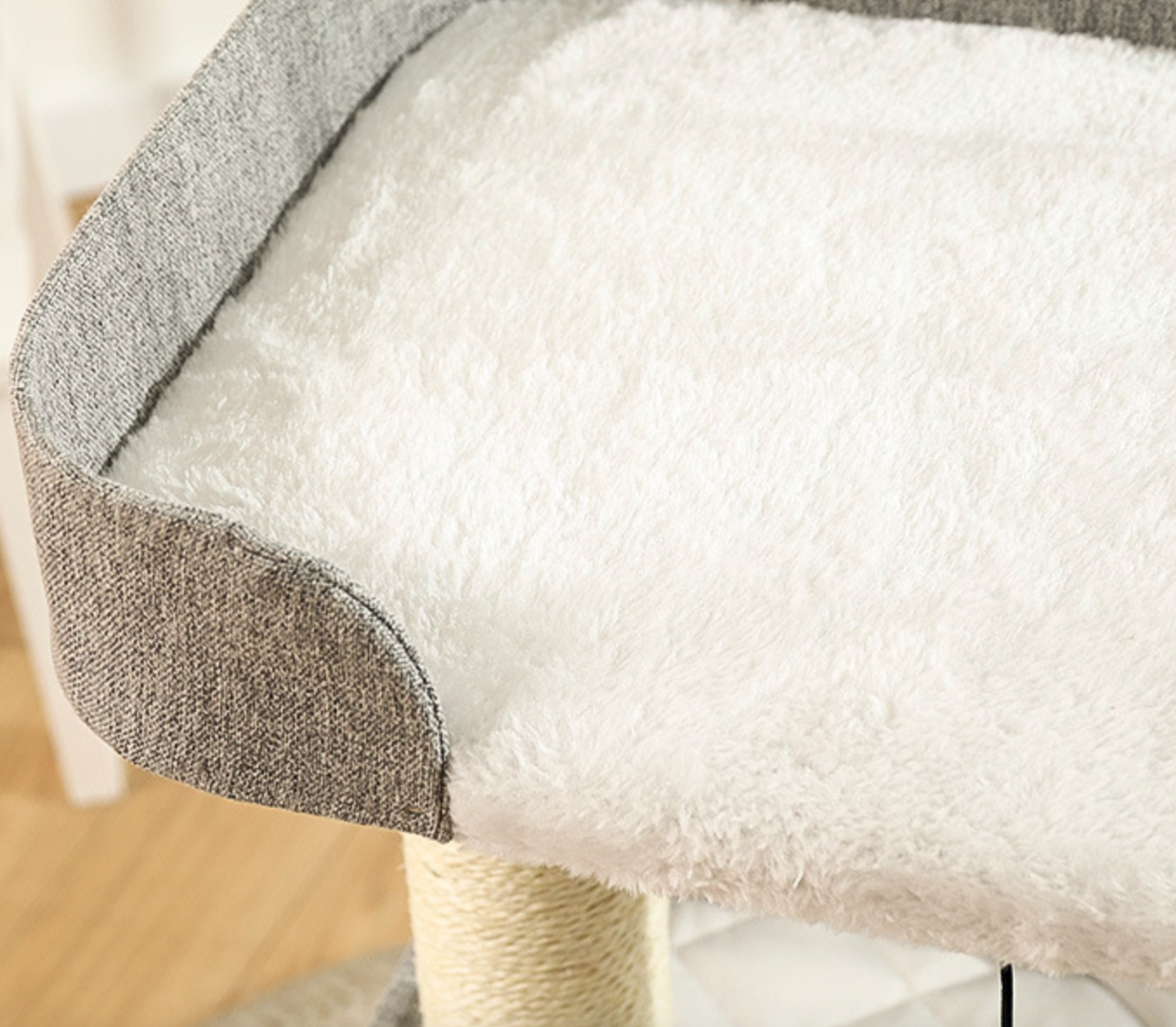 Chenpet Durable Large Sofa Fabric Cat Trees Cat Climbing