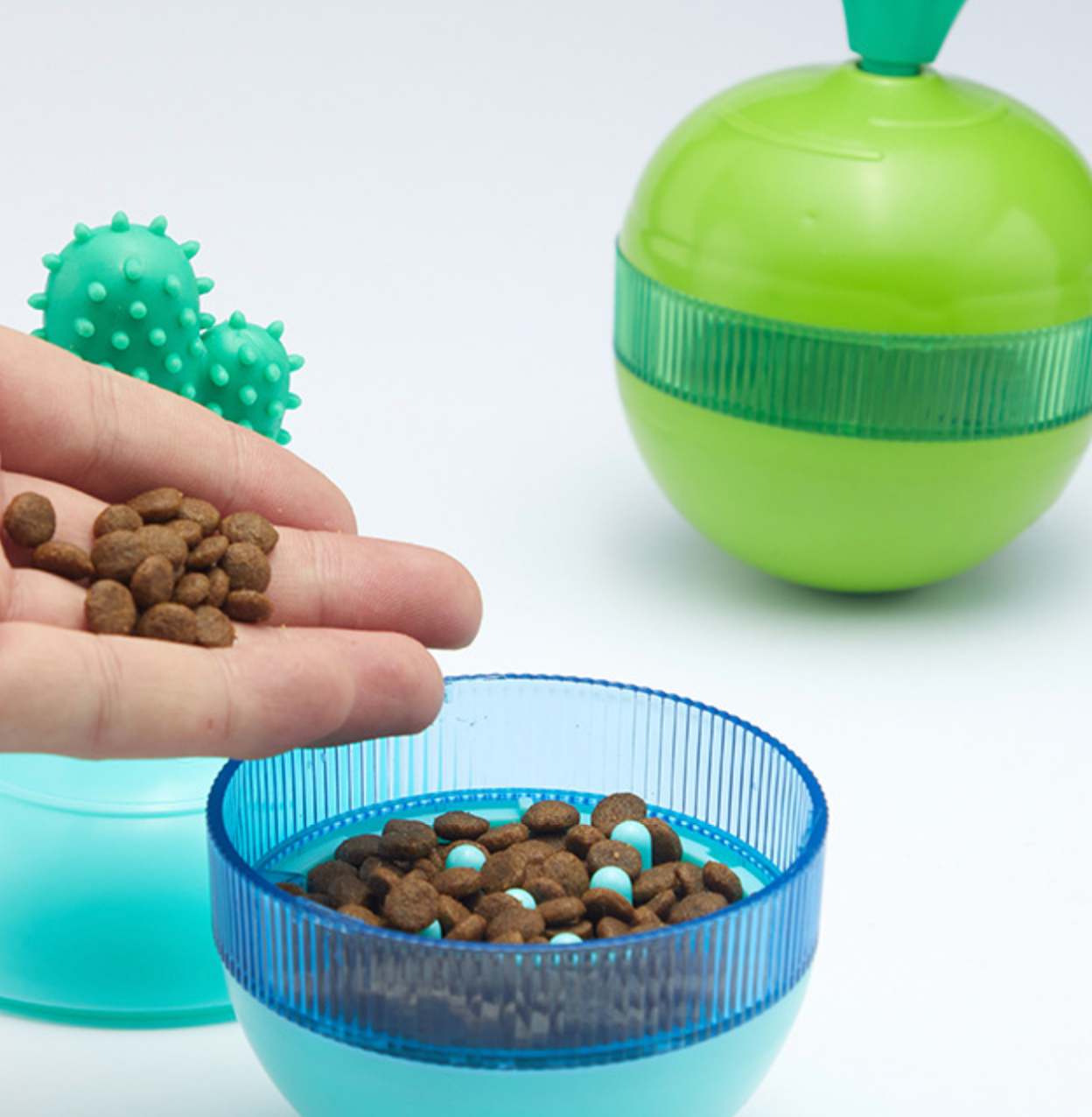 Chenpet New Design Pet Tilting Doll Feeding Toys