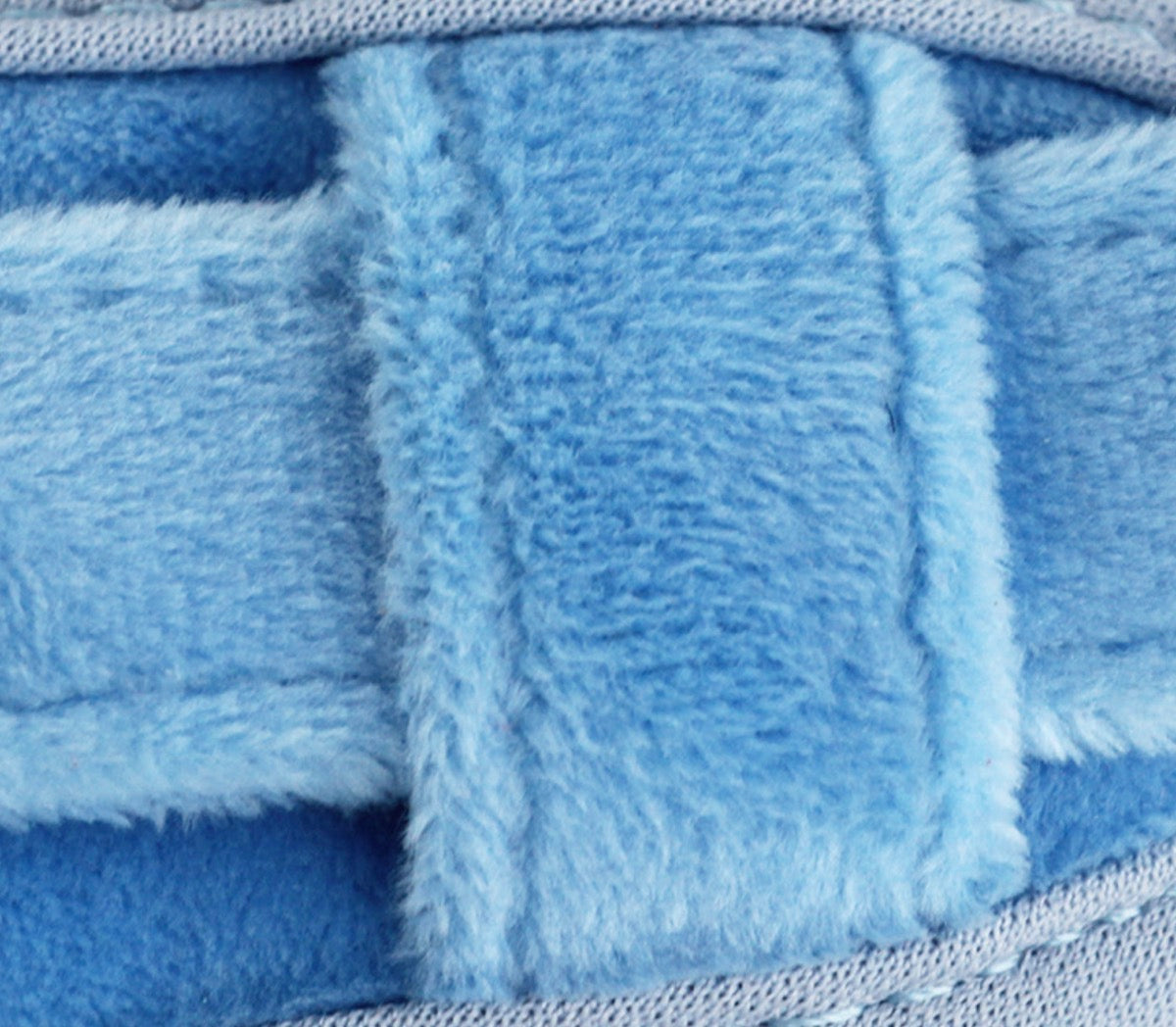 Chenpet Wholesale New Design Of Warm Pet Accessories Dog Velvet Harness & Collars & Leashes