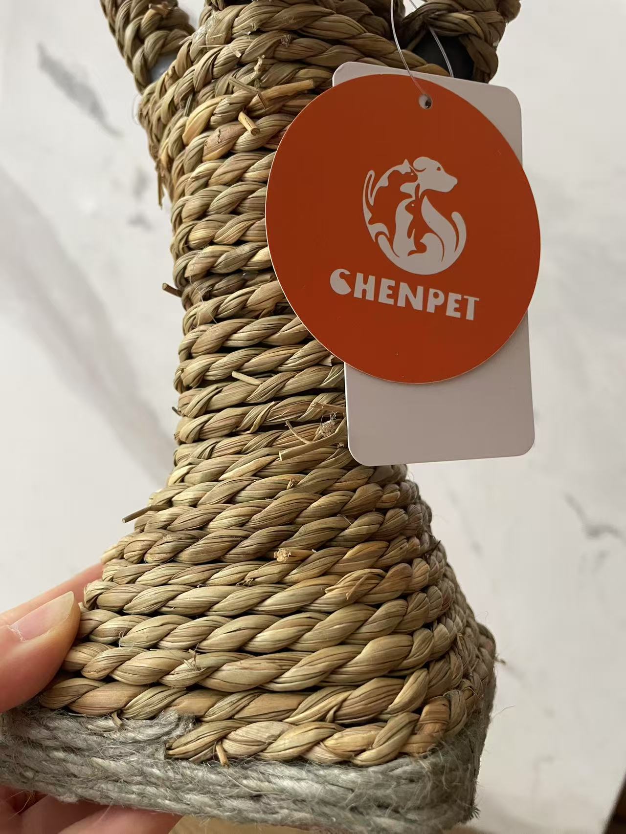 Chenpet Sisal Rope Carrot Tree Small Pets Play Toys
