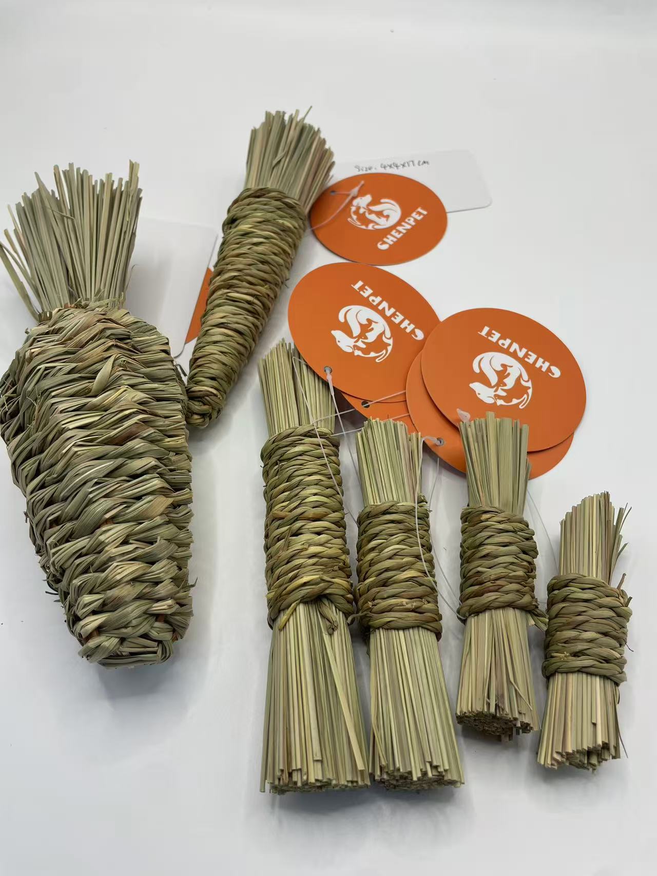 Chenpet Grass Hand Made Small Pet Play Toys