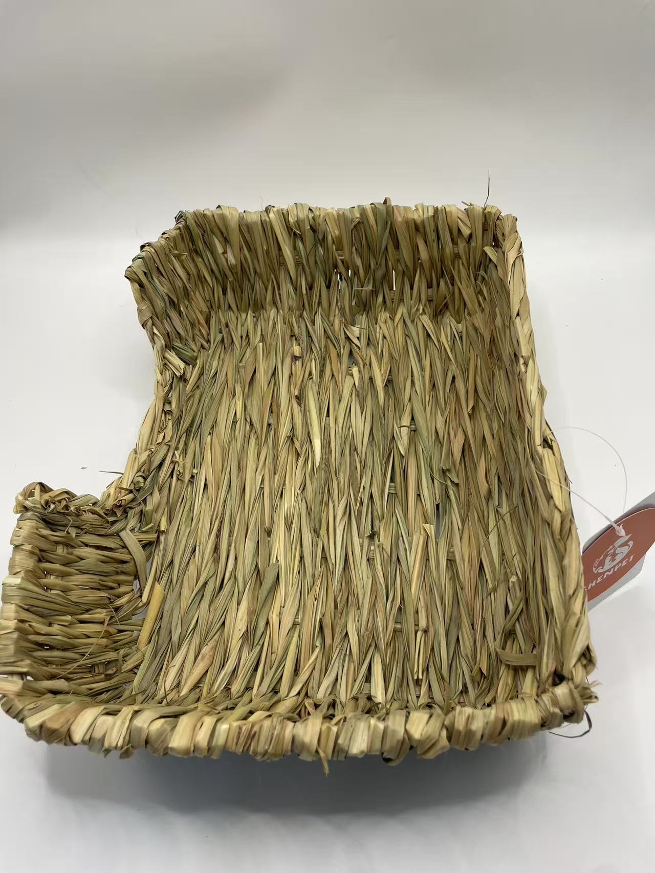 Chenpet Wholesale Customized Grass Natural Small Pets Hideout Grass Houses