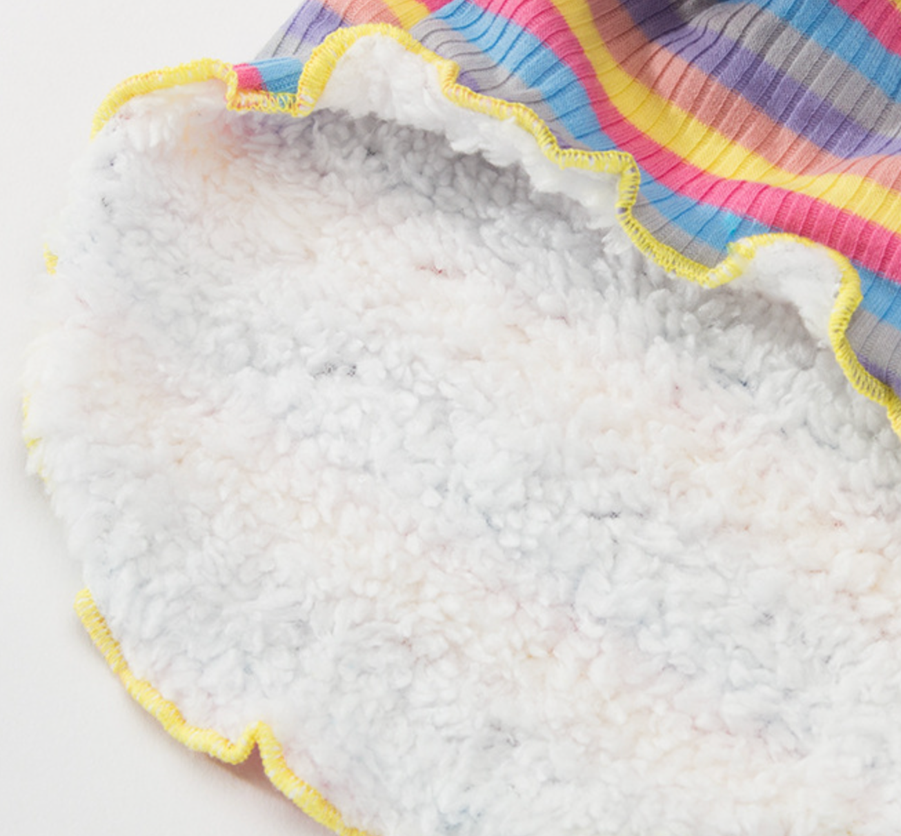 Hot Selling Knit Warm Pet Comfortable Apparel