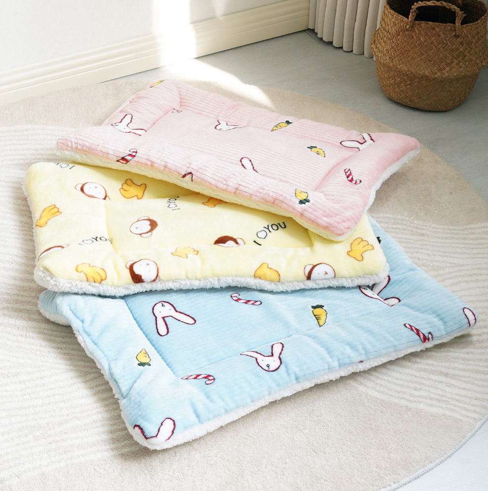 Chenpet Wholesale Pet Plush Mats Available In All Seasons