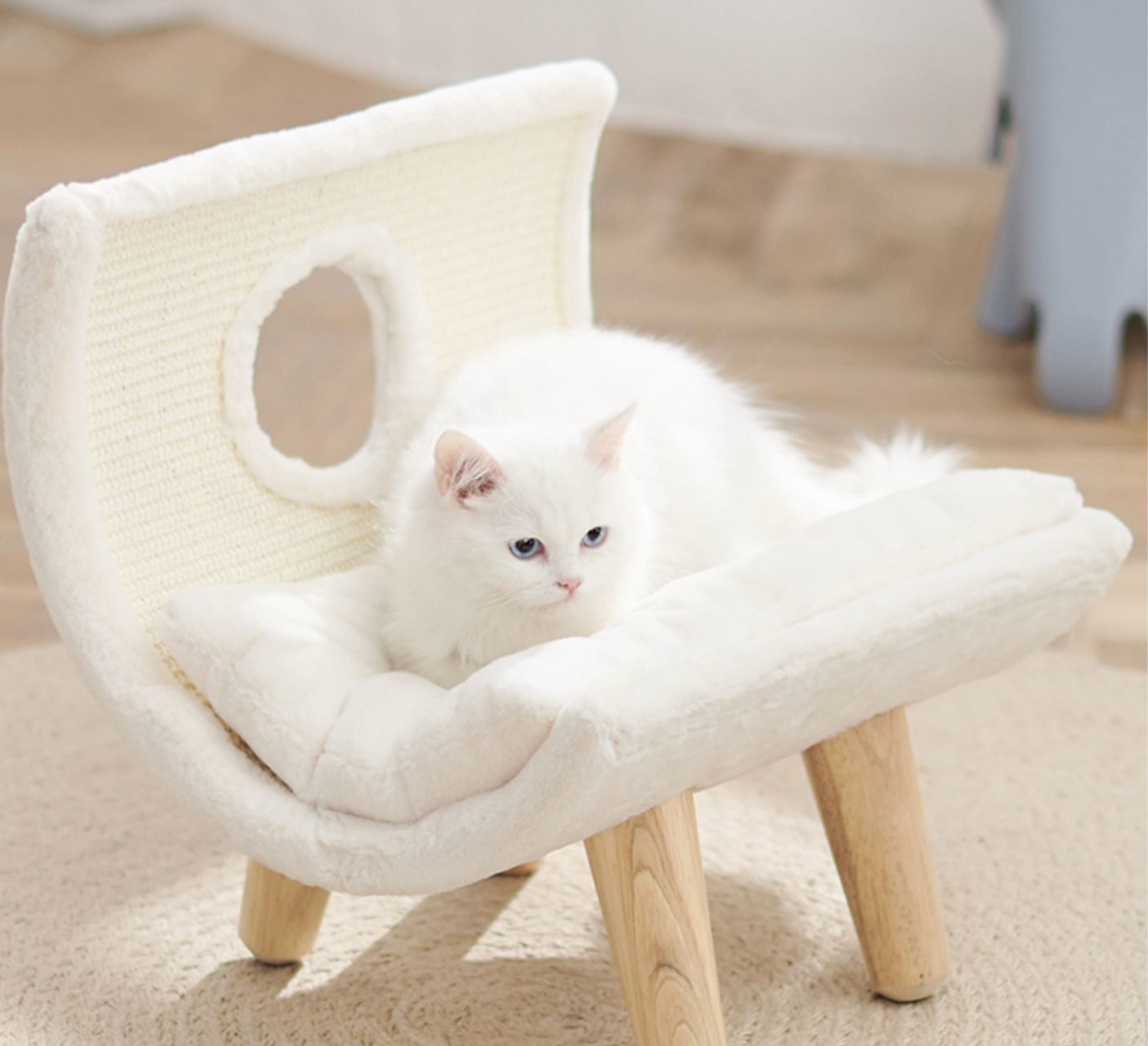 Chenpet Wholesaler High Quality Cat Trees Solid Wooden Cat Bed Cat Play