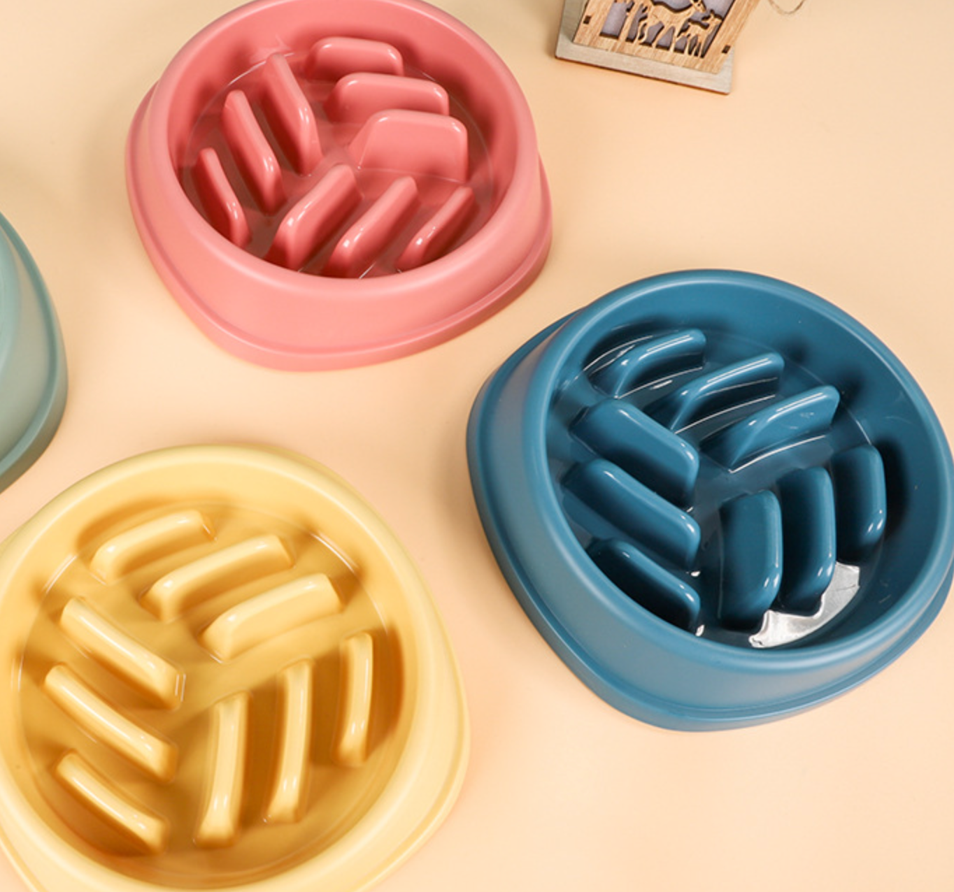 Chenpet Wholesale PP Pet Slower Feeder Bowls