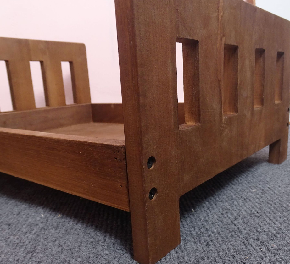 Chenpet High Quality Solid Wood Pet Beds Dog Breathable Beds