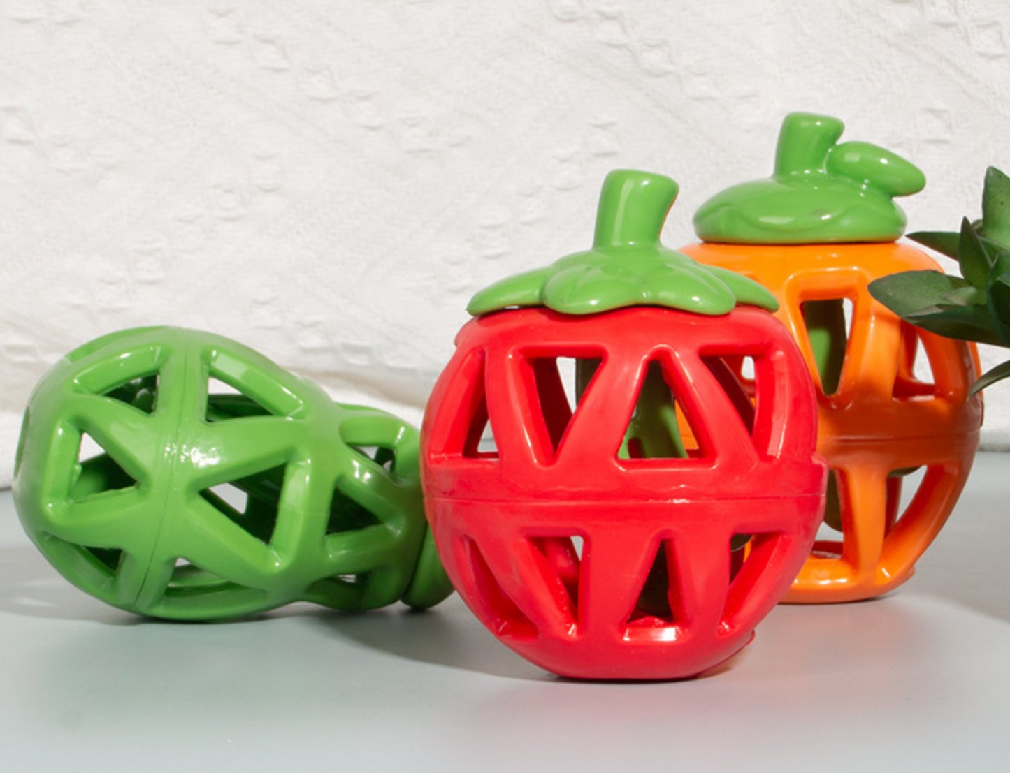 Chenpet New Design Pet TPR Puzzle Feeding Toys