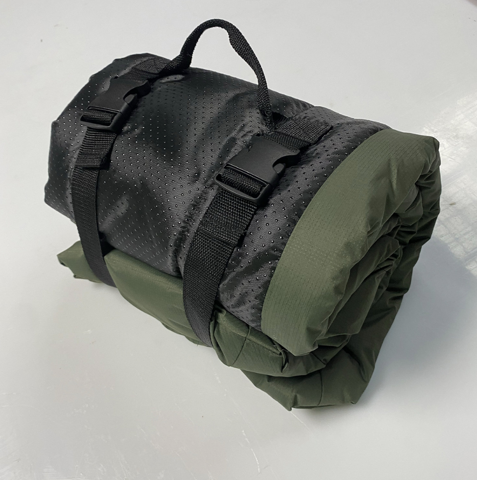 Chenpet Wholesale Outdoor Portable Waterproof Foldable Pet Mat
