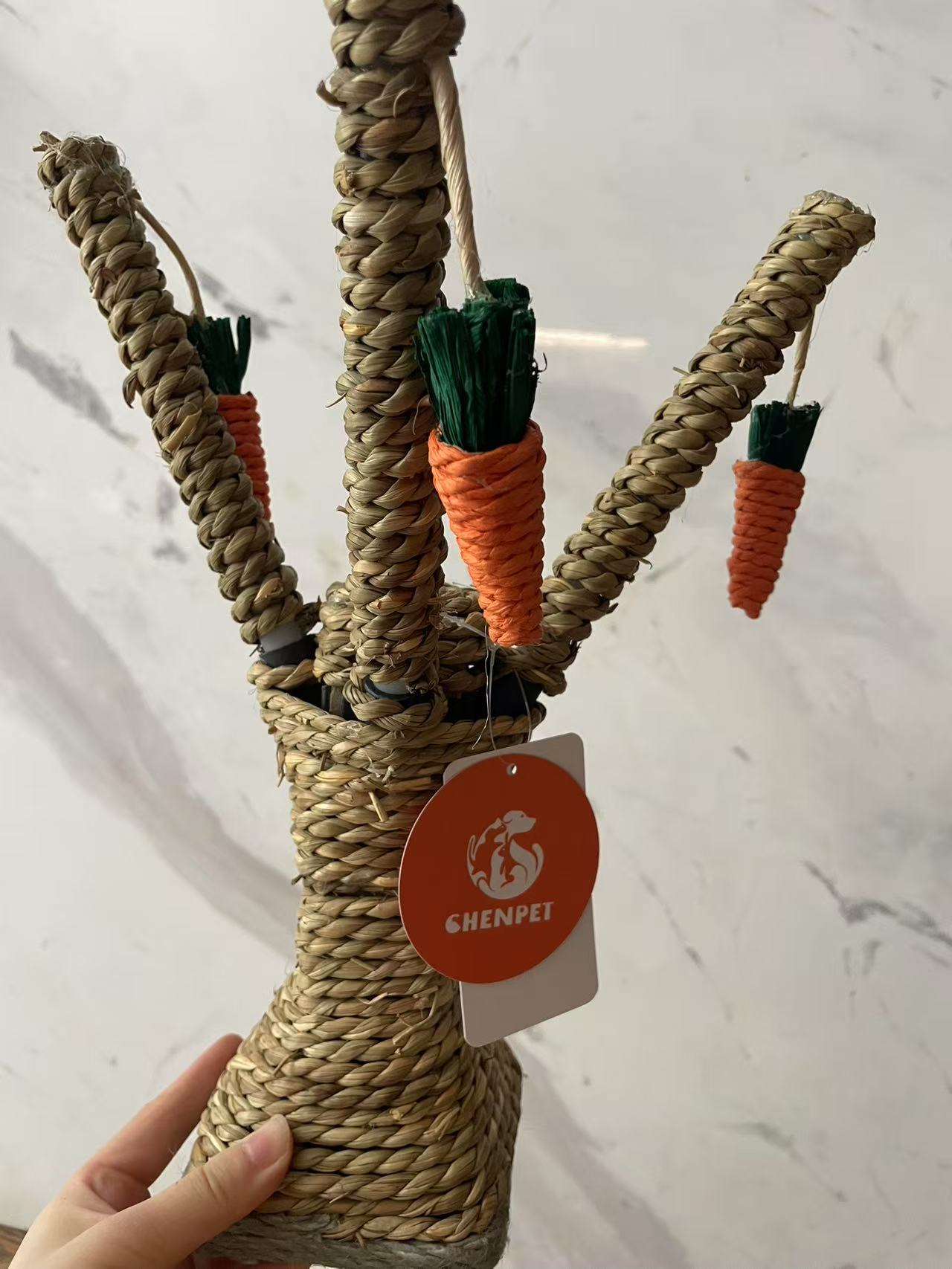 Chenpet Sisal Rope Carrot Tree Small Pets Play Toys