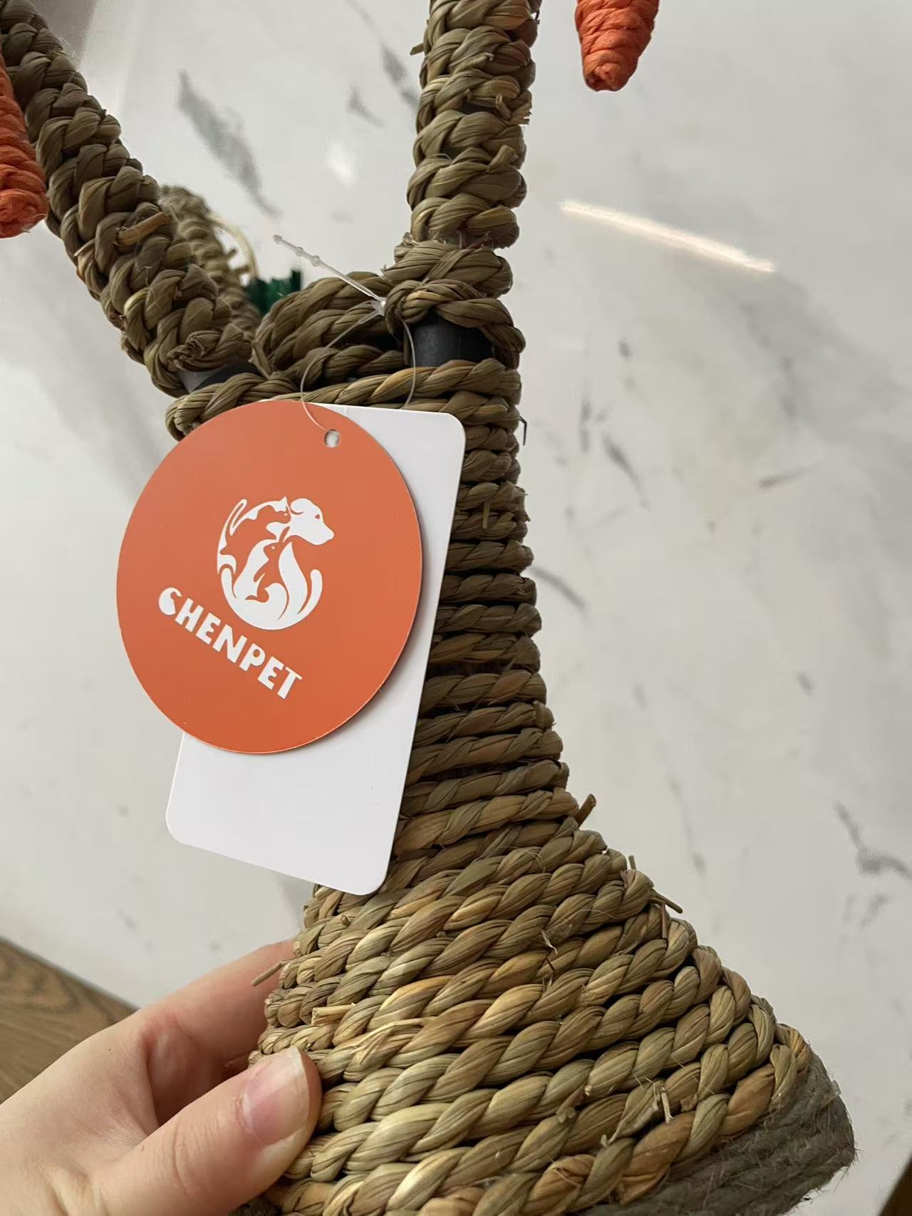 Chenpet Sisal Rope Carrot Tree Small Pets Play Toys
