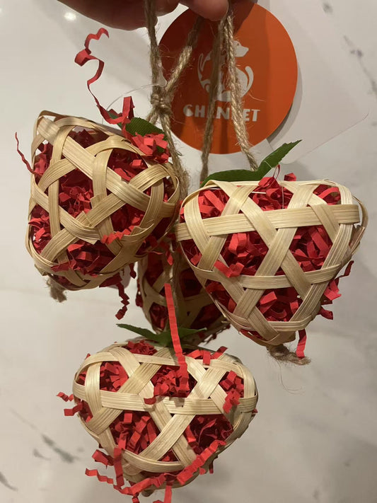 Chenpet Wholesale Natural Strawberry Design Small Pet Toys