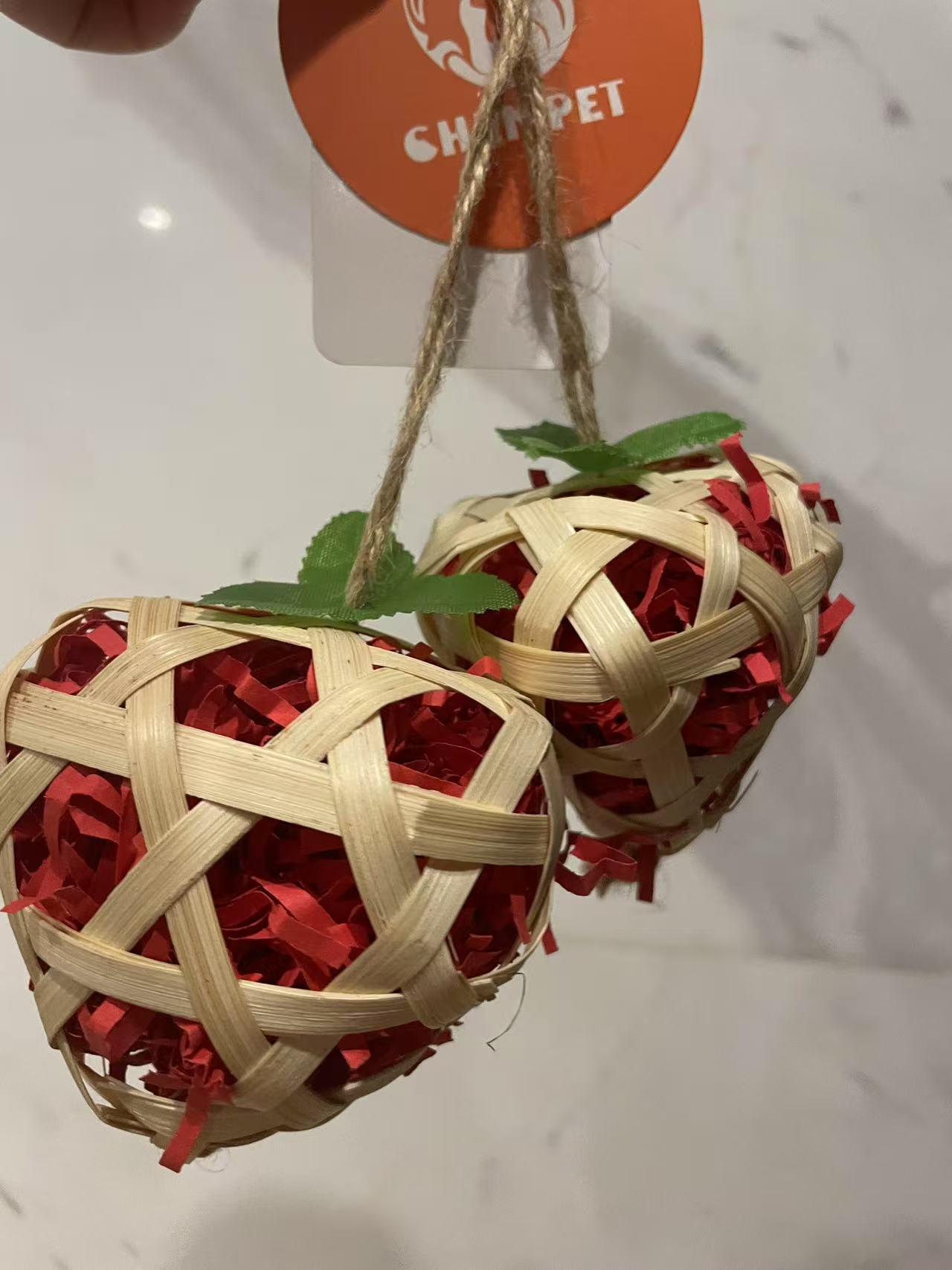 Chenpet Wholesale Natural Strawberry Design Small Pet Toys