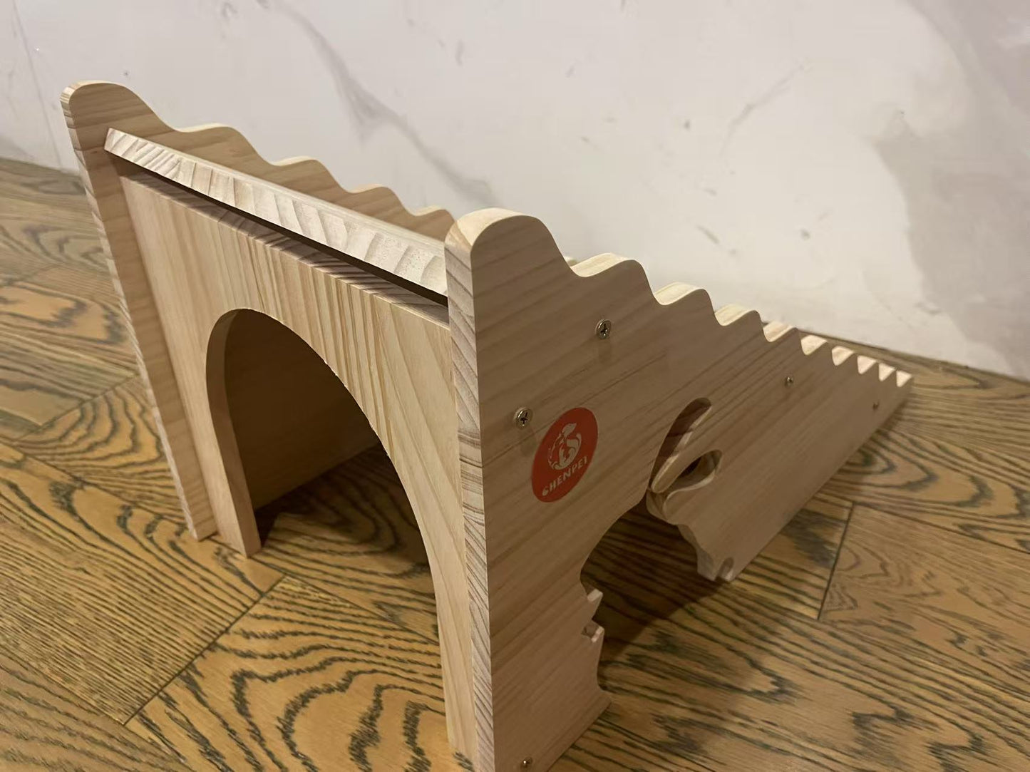 Chenpet Wholesale Small Pets Pine Wood Stairs Rabbit Play Wooden House