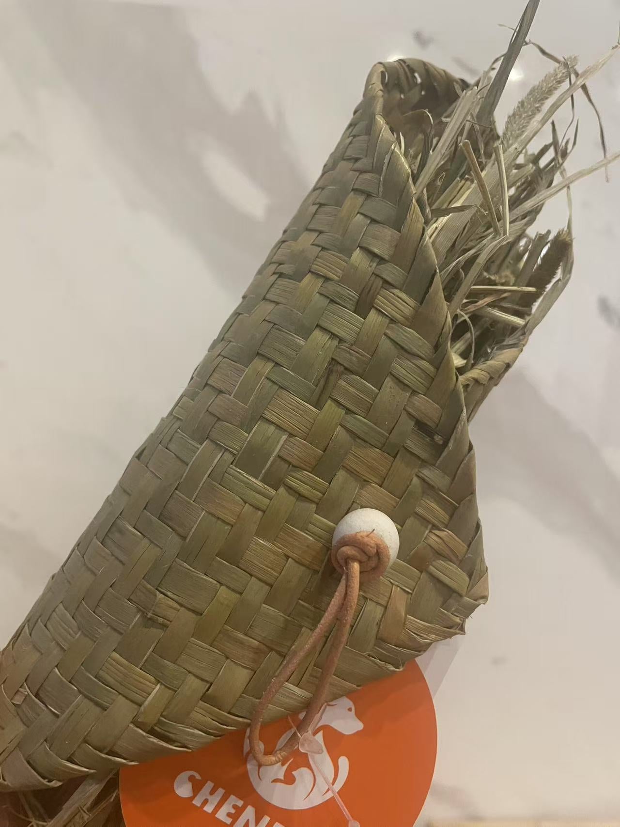 Chenpet Wholesale New Design Natural Timothy Grass Small Pet Gift Toys