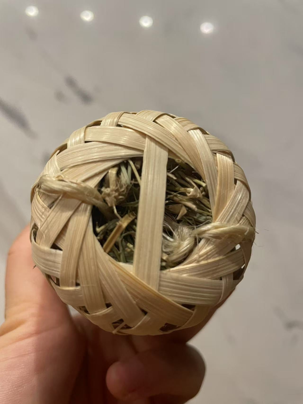 Chenpet Small Pet Natural Timothy Grass Enrichment Toys