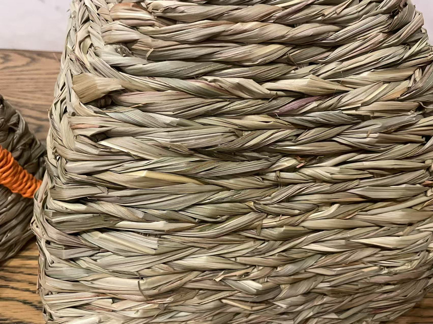 Chenpet New Design Carrot Style Natural Reed Grass Small Pet House