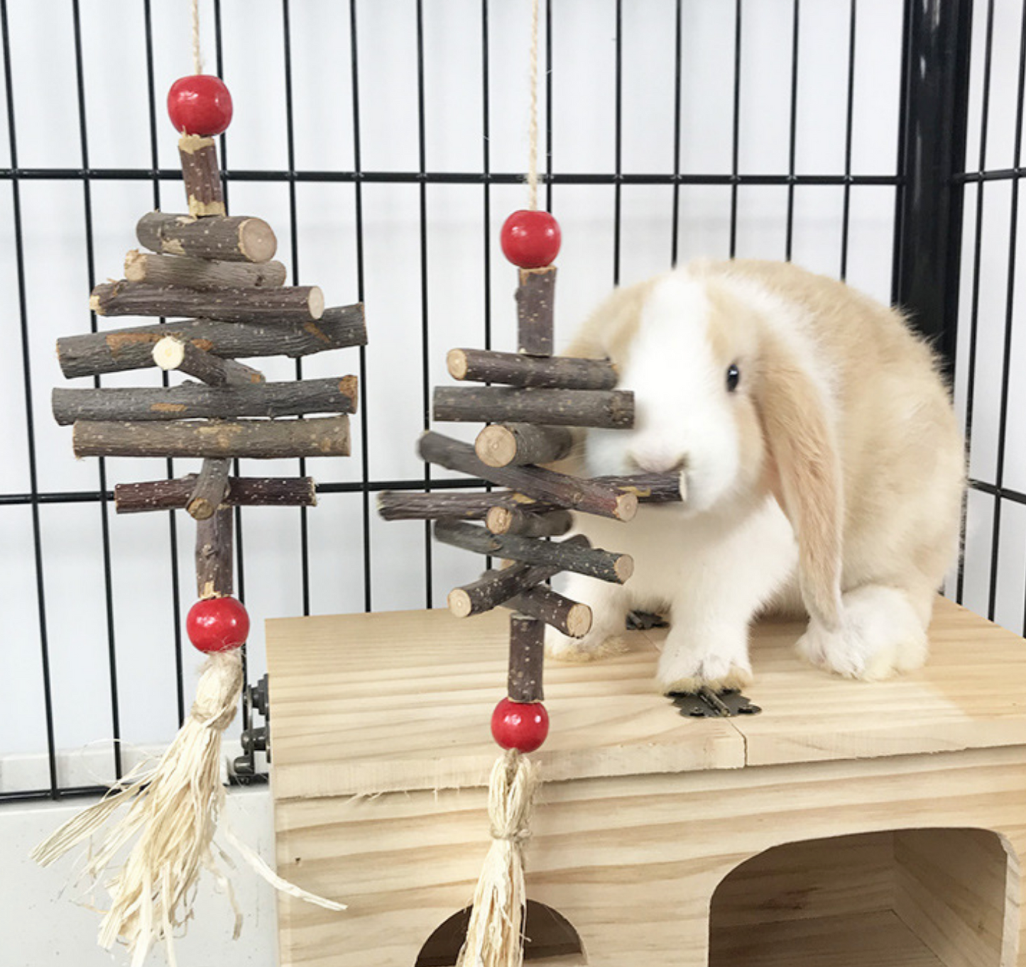 Chenpet Natural Apple Tree Wood Small Pets Enrichment Toys