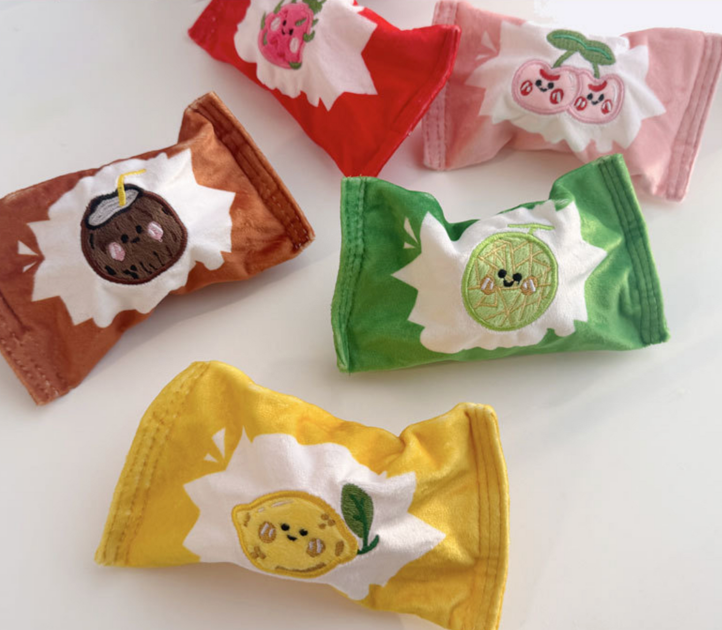 Chenpet Wholesale Ball Toys Candy Design Dog Chew Toys