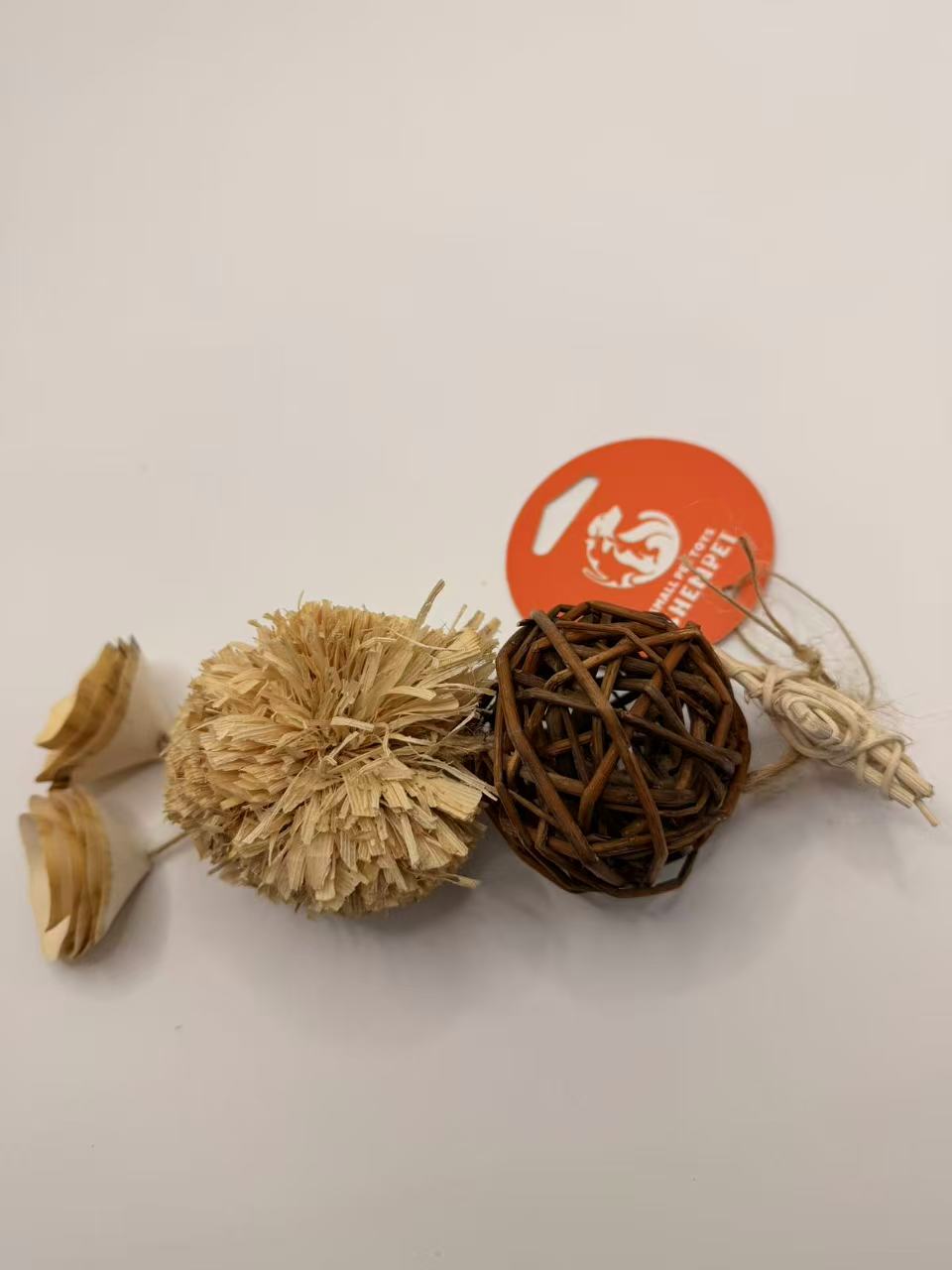 Chenpet New Exclusive Natural Small Pet Toys