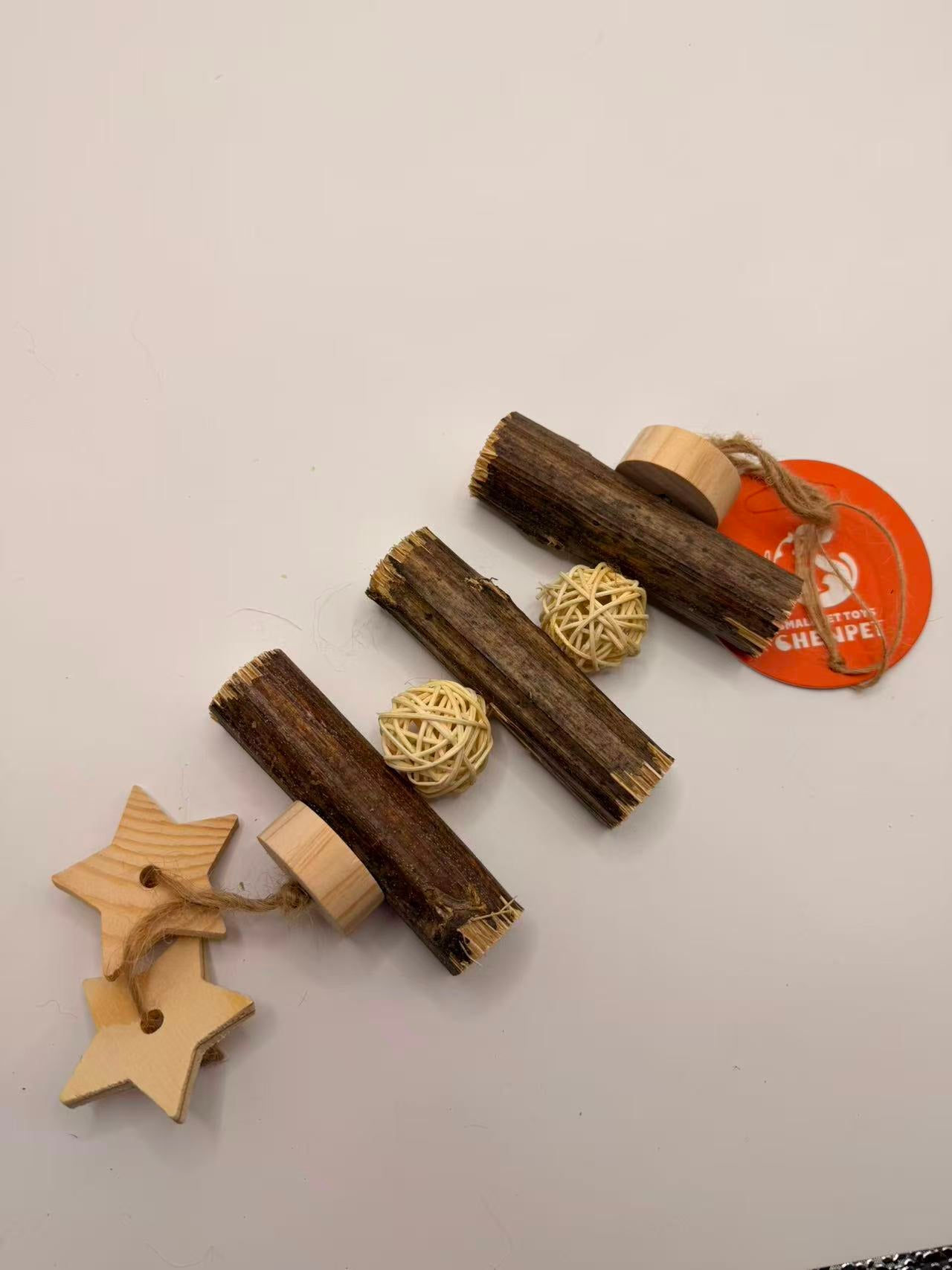 Chenpet New Exclusive Natural Small Pet Toys