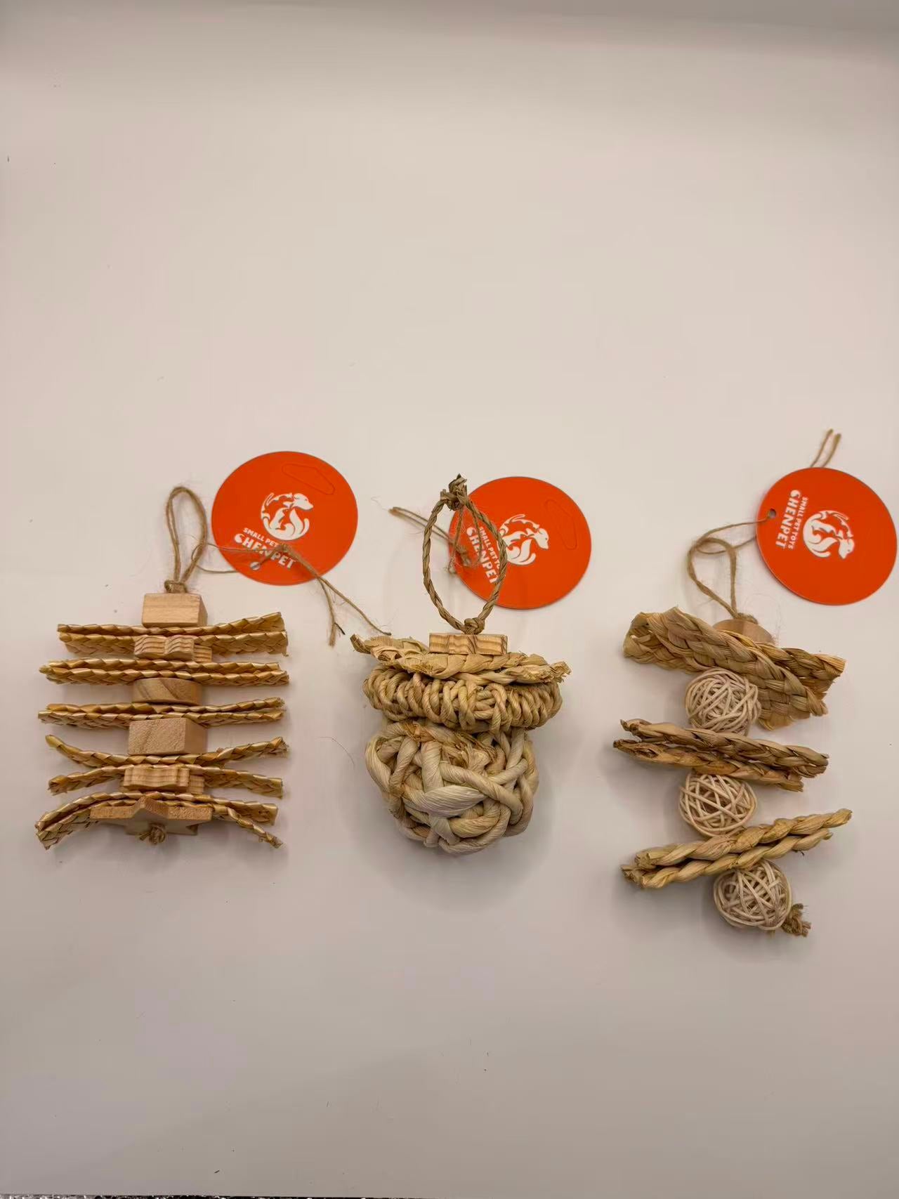 Chenpet New Exclusive Natural Small Pet Toys