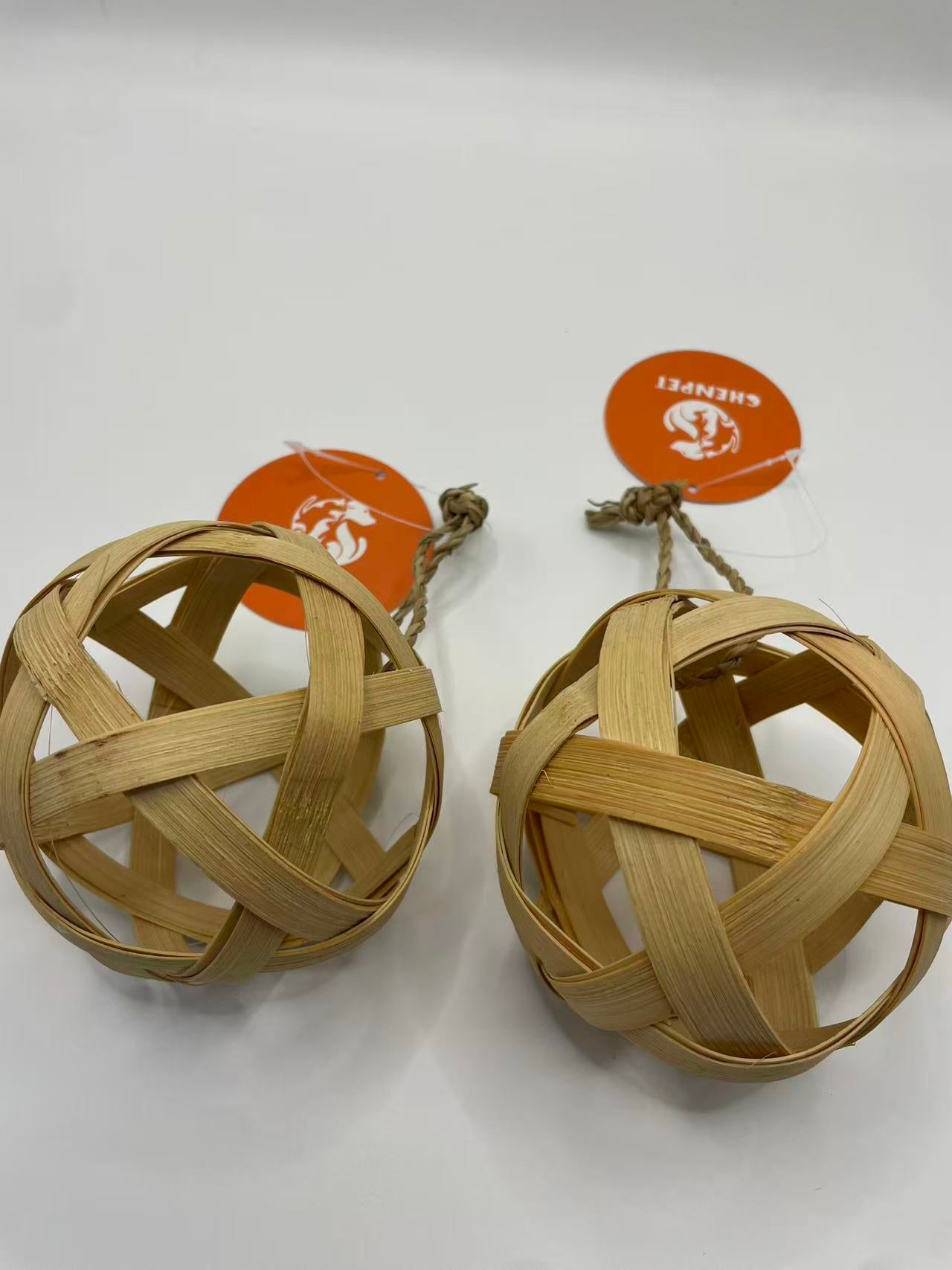 Chenpet Natural Ball Small Pets Chewing Grass Toys