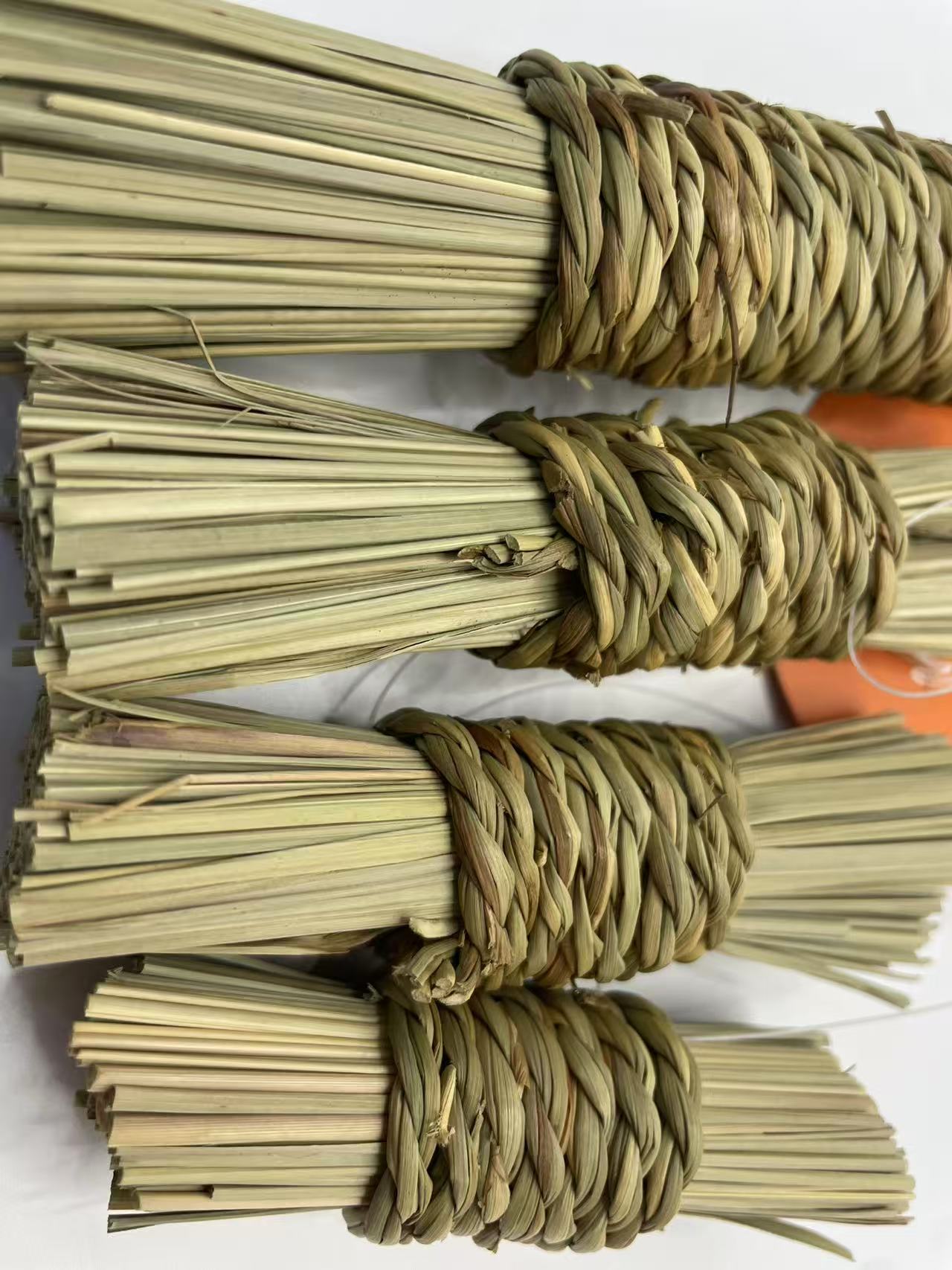 Chenpet Grass Hand Made Small Pet Play Toys