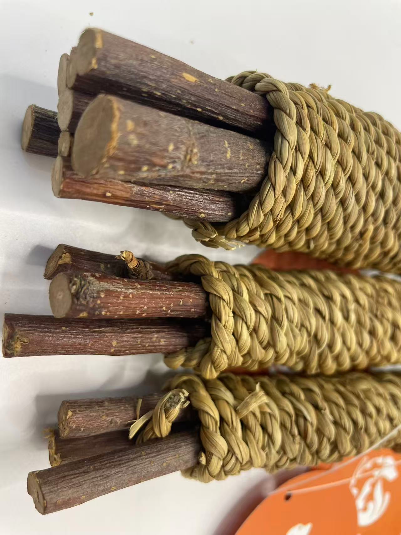 Chenpet Grass Hand Made Small Pet Play Toys