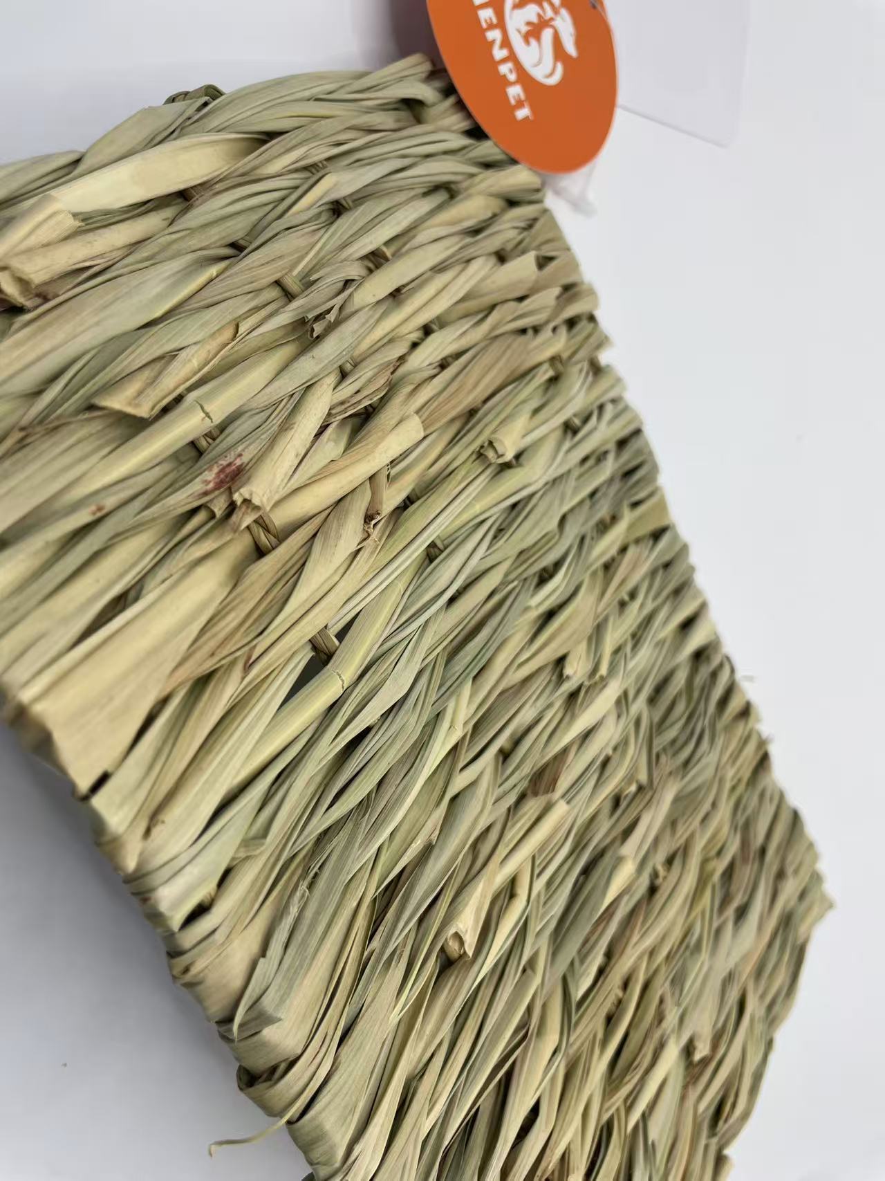 Chenpet Hot Selling Hand Made Grass Small Pets Mats