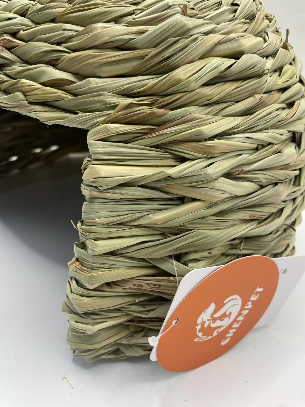 Chenpet Reed Grass Natural Small Pets Guineapig Hideout Safe House