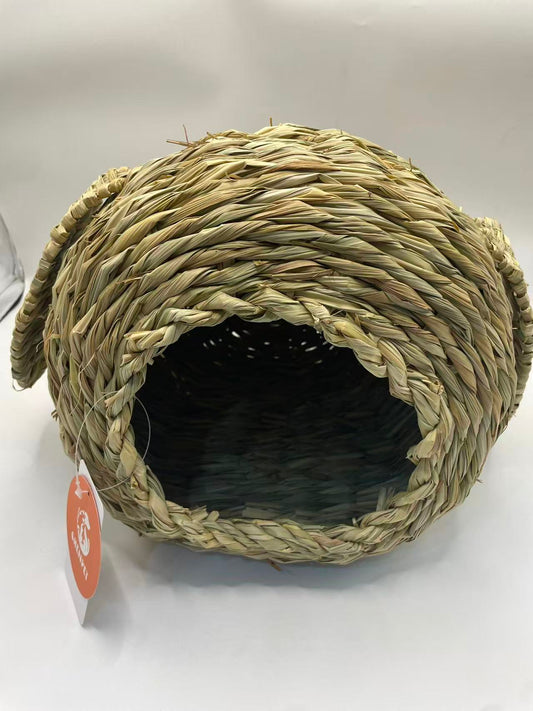 Chenpet Pig Design Reed Grass Small Pets Hideout House