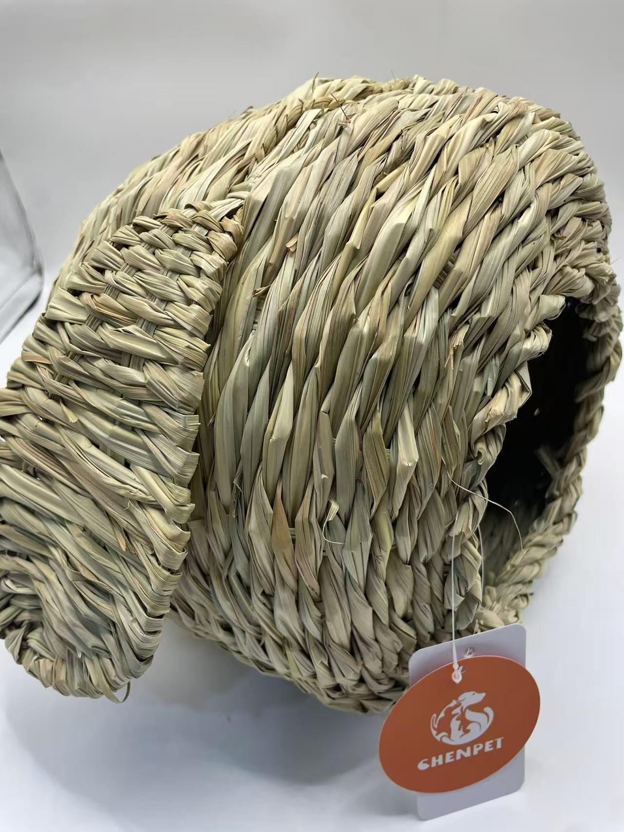 Chenpet Pig Design Reed Grass Small Pets Hideout House