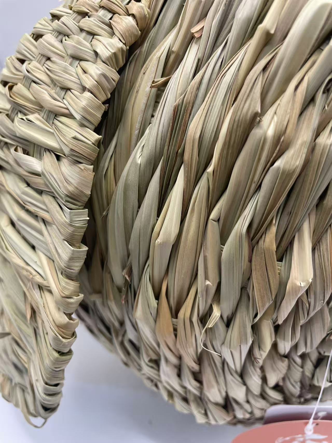 Chenpet Pig Design Reed Grass Small Pets Hideout House