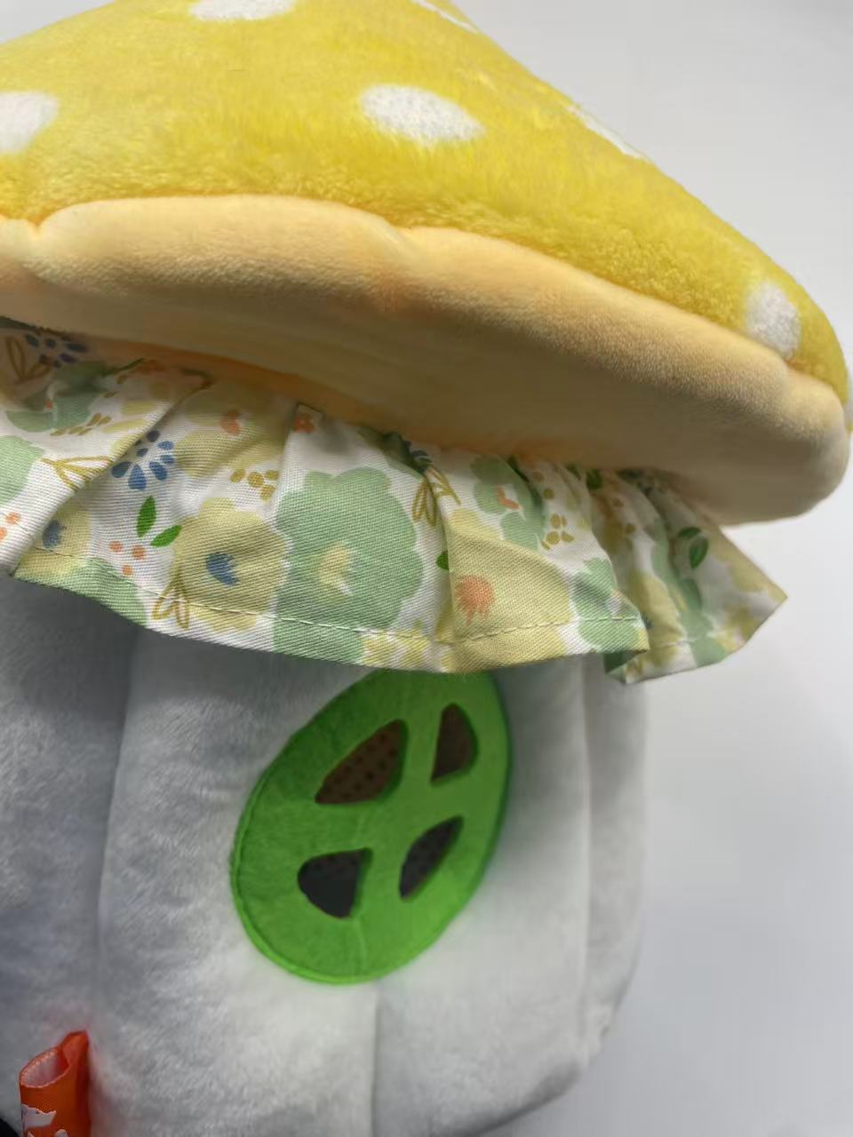 Chenpet Mushroom Cake Design Winter Small Pets House