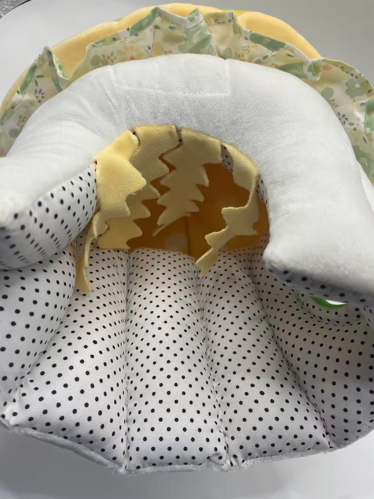 Chenpet Mushroom Cake Design Winter Small Pets House