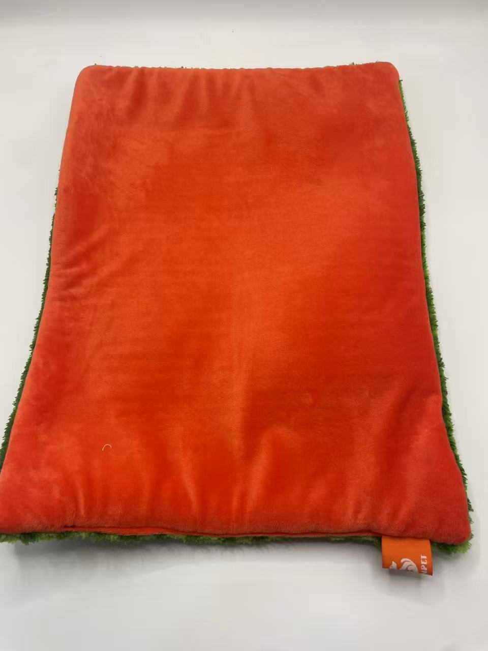 Chenpet Hot Selling Winter Watermelon Design Small Pets Folding Play Tunnels