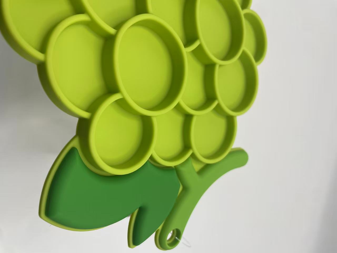 Chenpet Grapes Silicone Pet Licki Mats