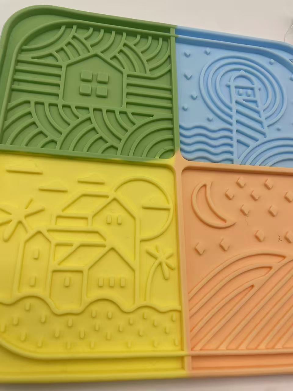 Chenpet Wholesale Silicone Partition Pet Licki Mats