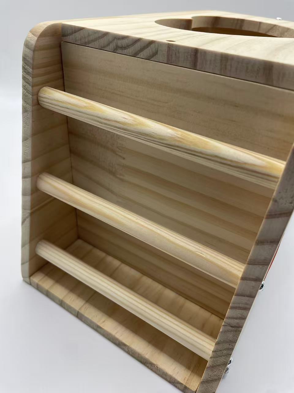 Chenpet Custom Wooden Small Pets Hay Rack