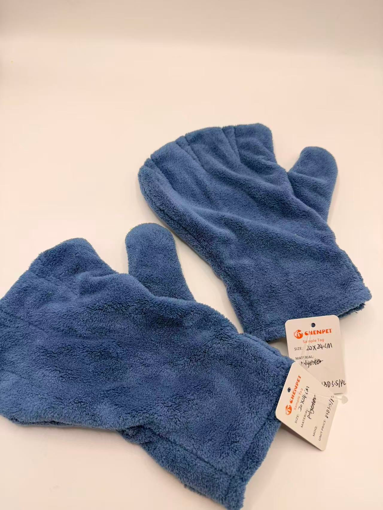 Chenpet Small Pets Interactive Bathing and Drying Anti-Bite Gloves