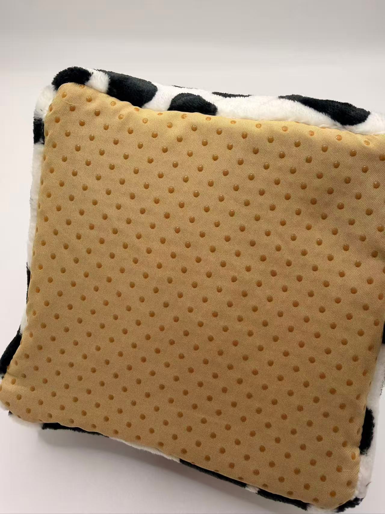 Chenpet Warm Winter Small Pets Flannel Beds