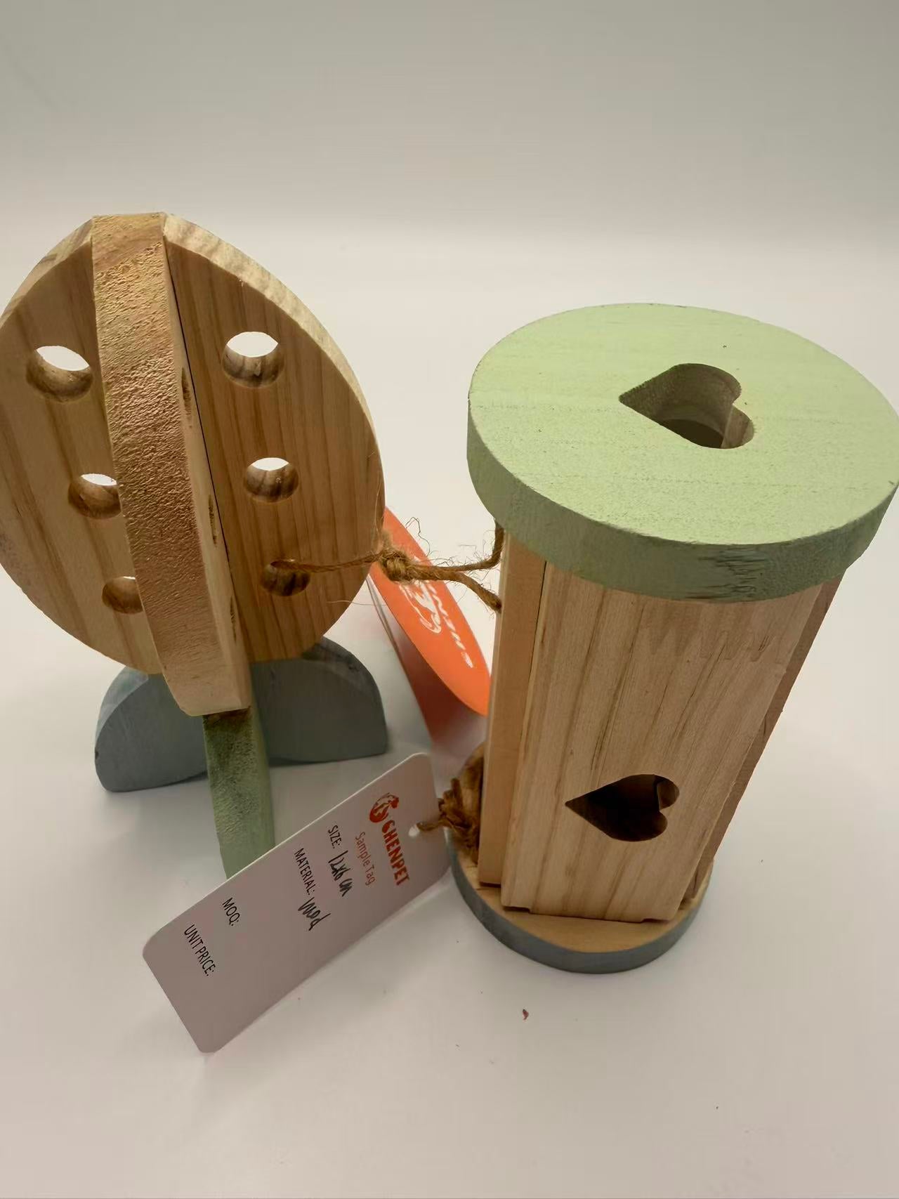 Chenpet Manufacturer Wood Small Pets Holding Food Toys