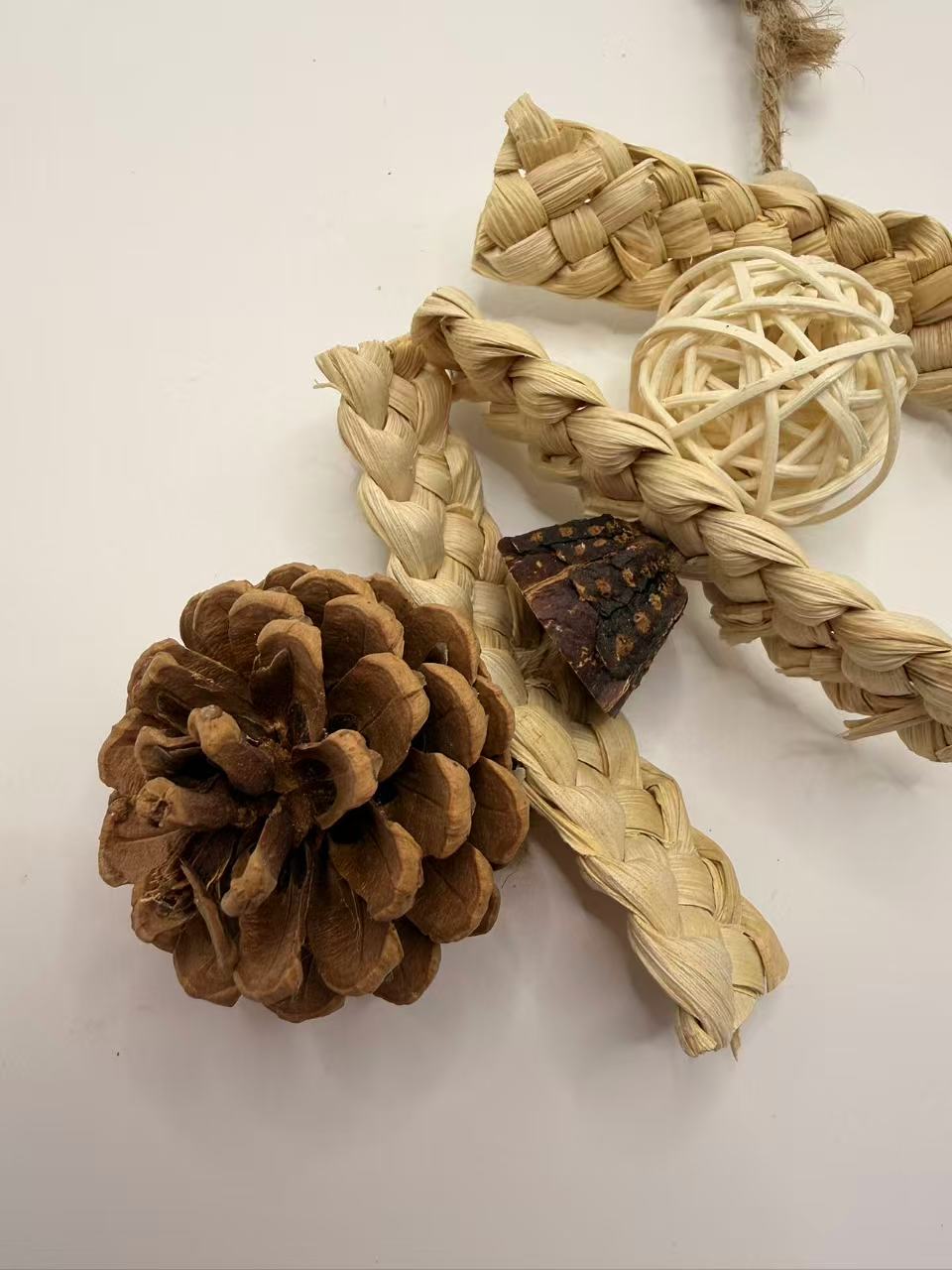 Chenpet Hot Selling Natural Small Pets Chewing Toys