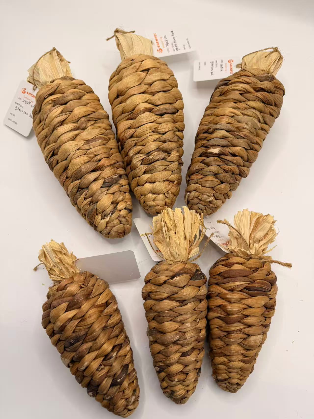 Chenpet Wholesale Grass Carrot Design Small Pets Toys