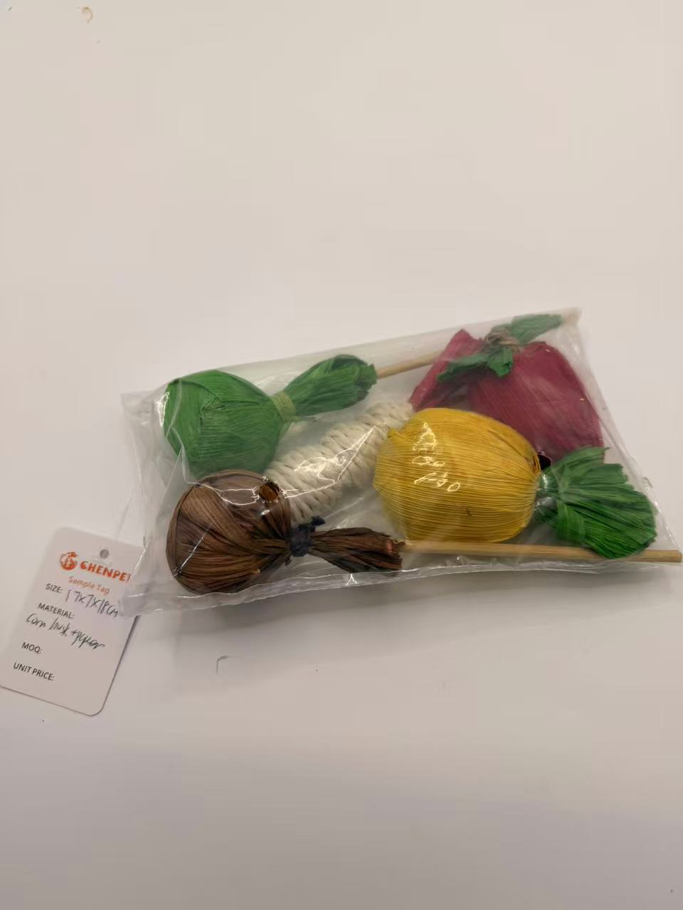 Chenpet Wholesale Corn Husk Small Pets Chew Toys