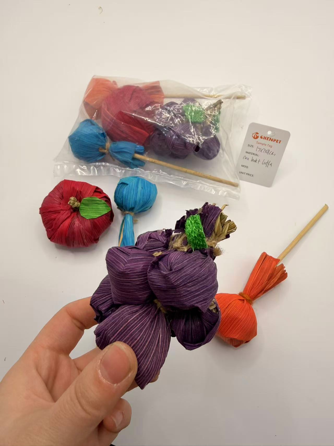 Chenpet Wholesale Corn Husk Small Pets Chew Toys