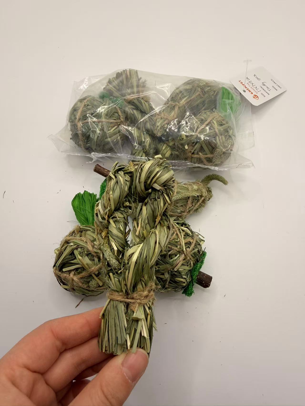 Chenpet Wholesale Timothy Grass Natural Small Pets Toys