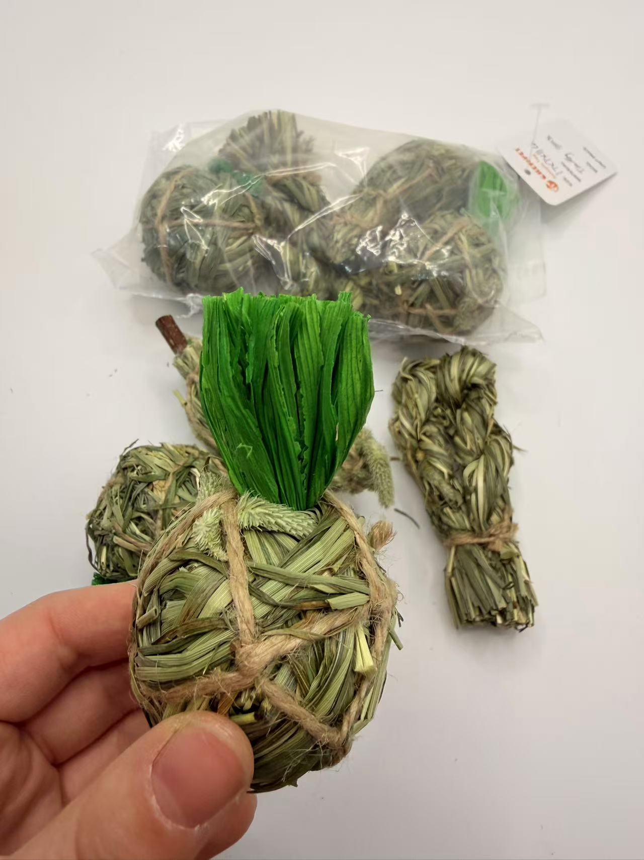 Chenpet Wholesale Timothy Grass Natural Small Pets Toys